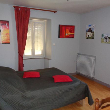 Au Pied Du Cognelot Bed and Breakfast Chalindrey Εξωτερικό φωτογραφία